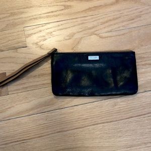 Kate Spade Black Wristlet with Zipper